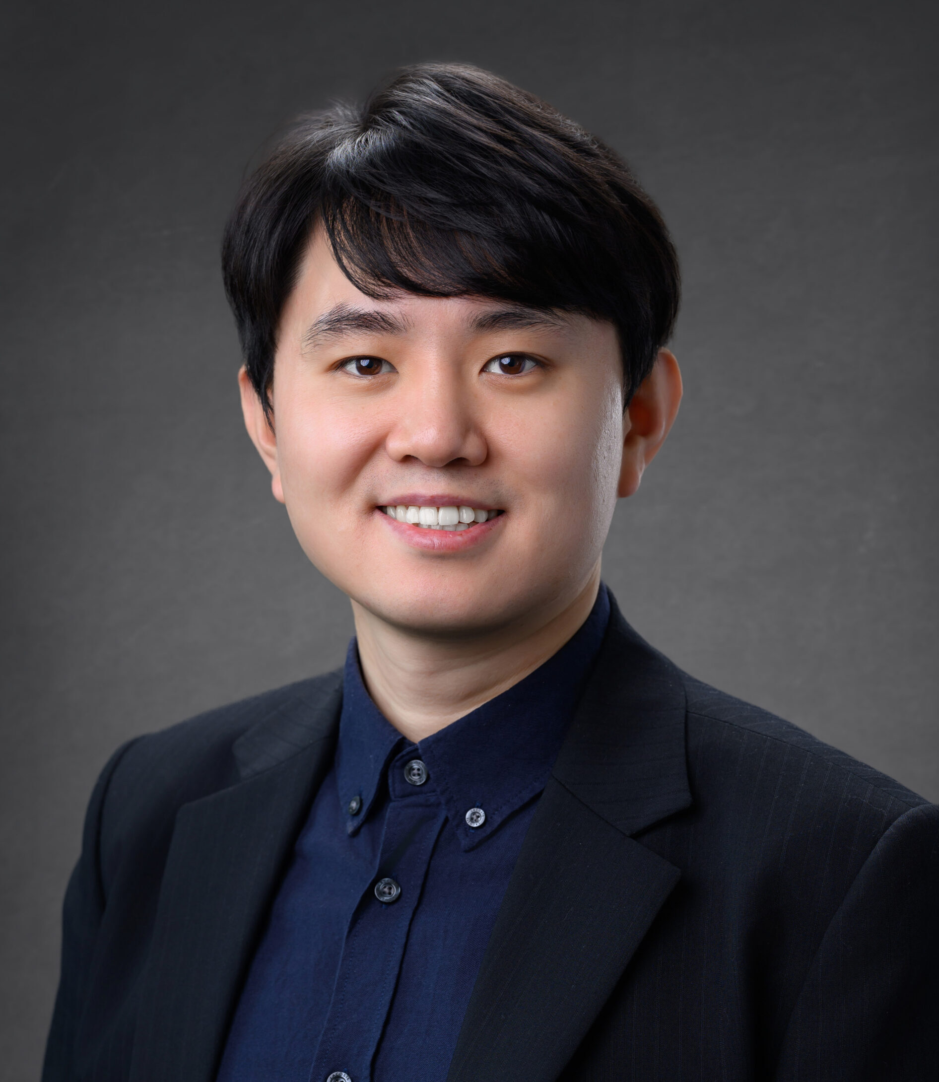 Headshot of Yohong Roh