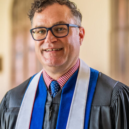 Headshot of Scott Jones