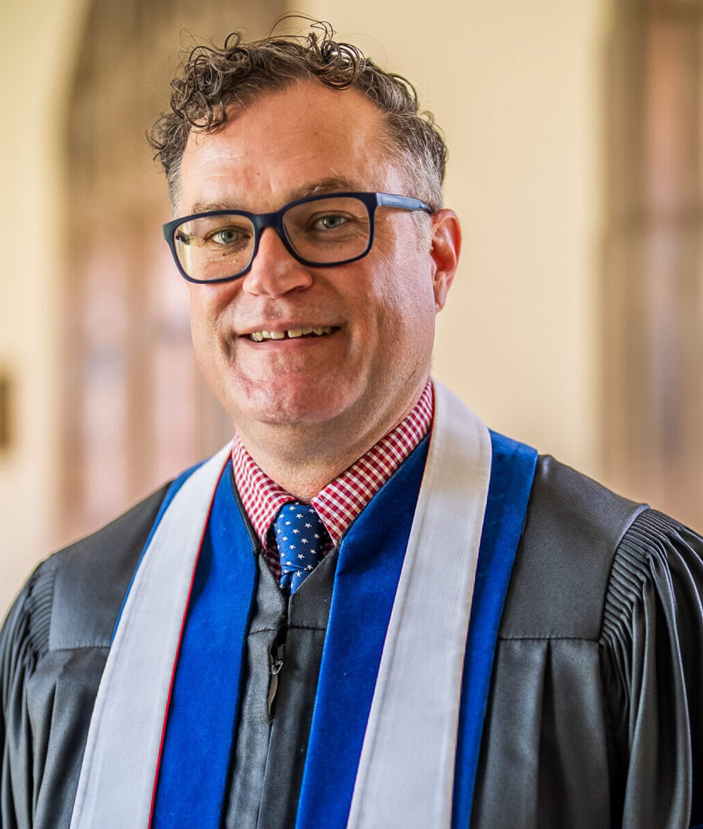 Headshot of Scott Jones
